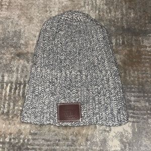 BRAND NEW LOVE YOUR MELON BEANIE! Perfect condition and super warm!!!